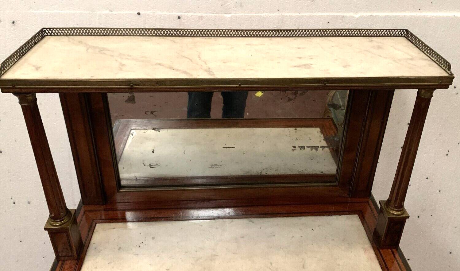 Credence de style louis xvi en acajou et placage xix siècle