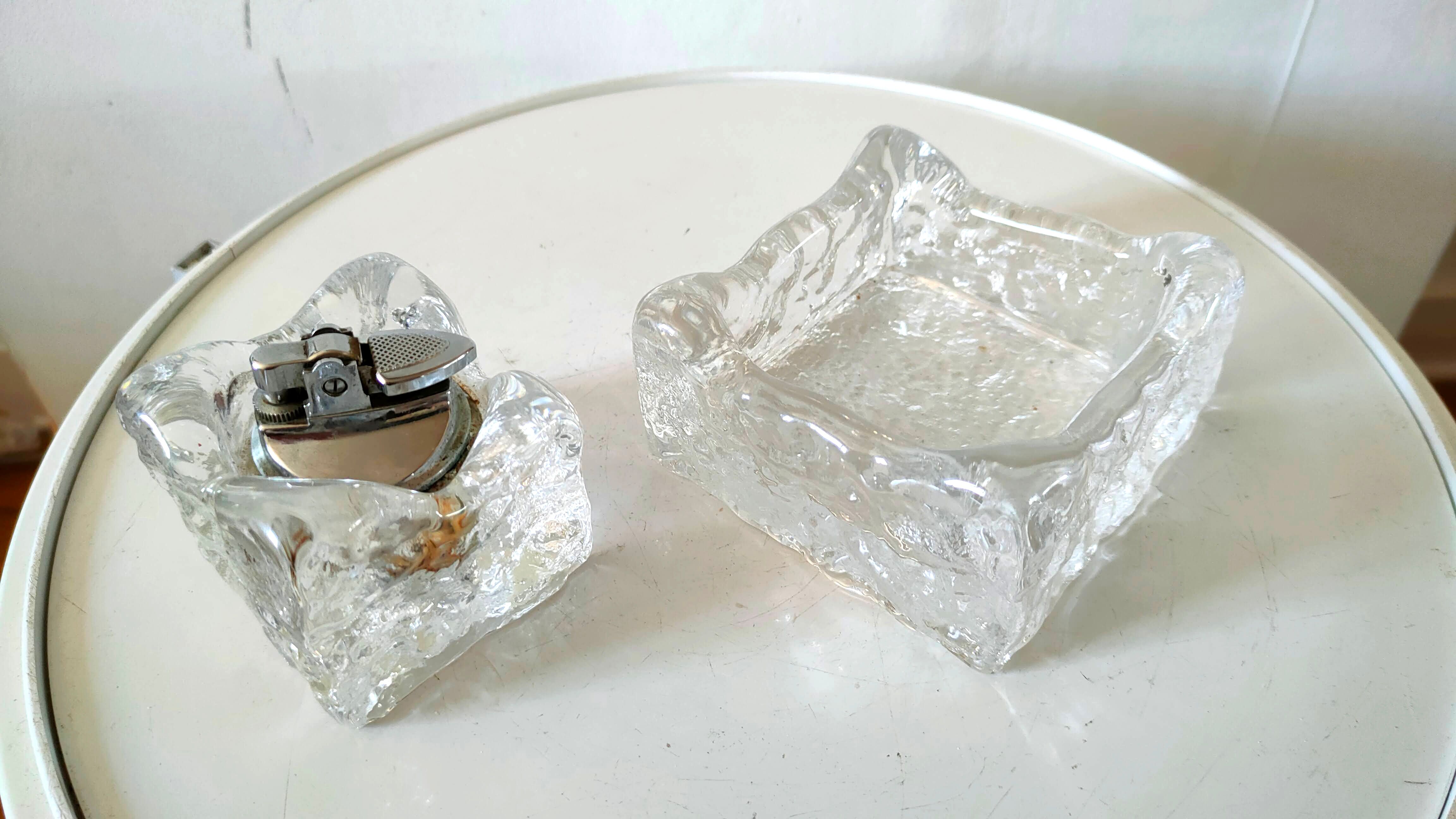 Briquet et cendrier en verre givré Kalmar design années 70