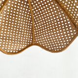 Rattan lampshade and canning to hang