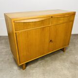 Commode vintage en bois blond style scandinave par Victoria Möbel Suisse