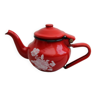 Enamel teapot