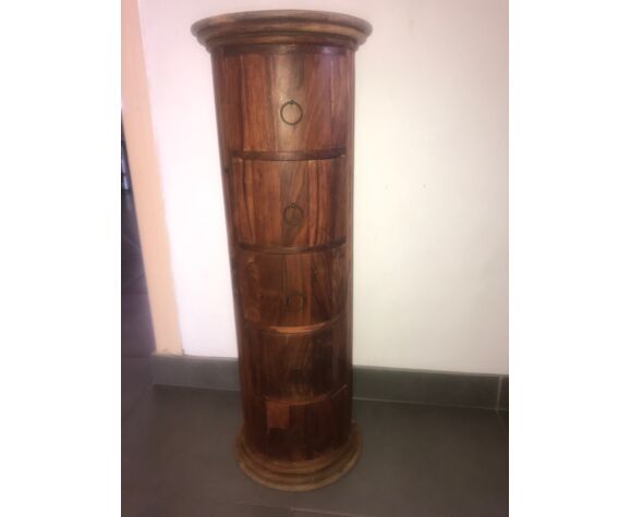 Rustic storage column