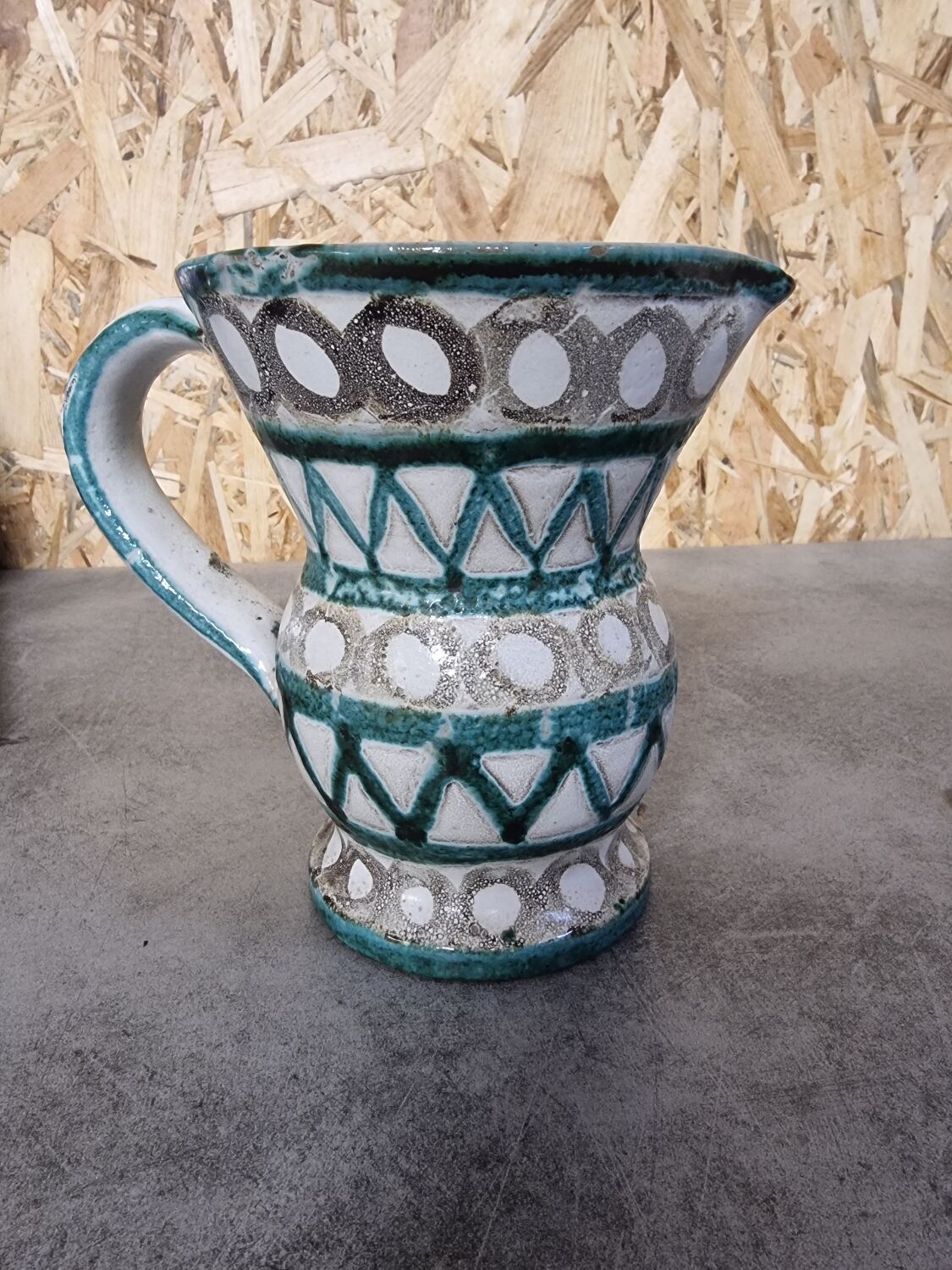 Pitcher Robert Picault