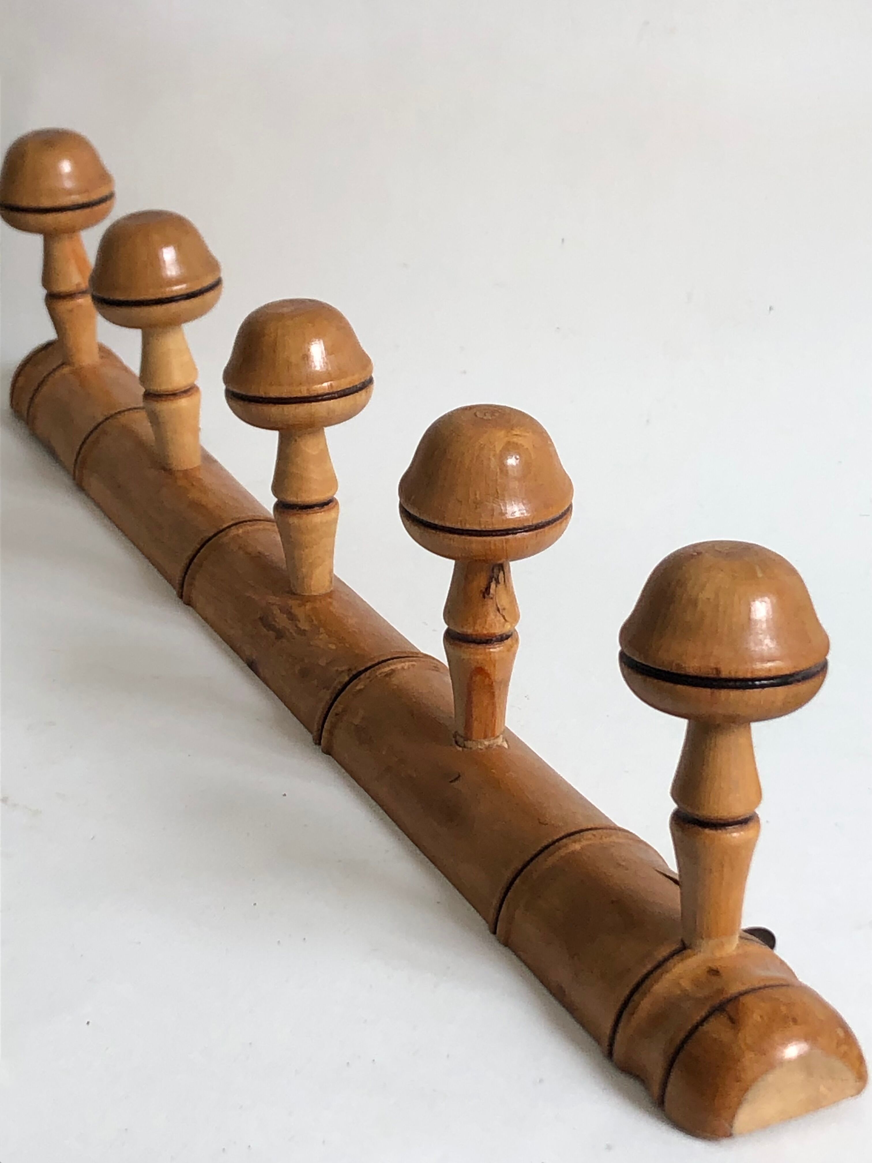 Old hook 5 mushrooms, coat rack
