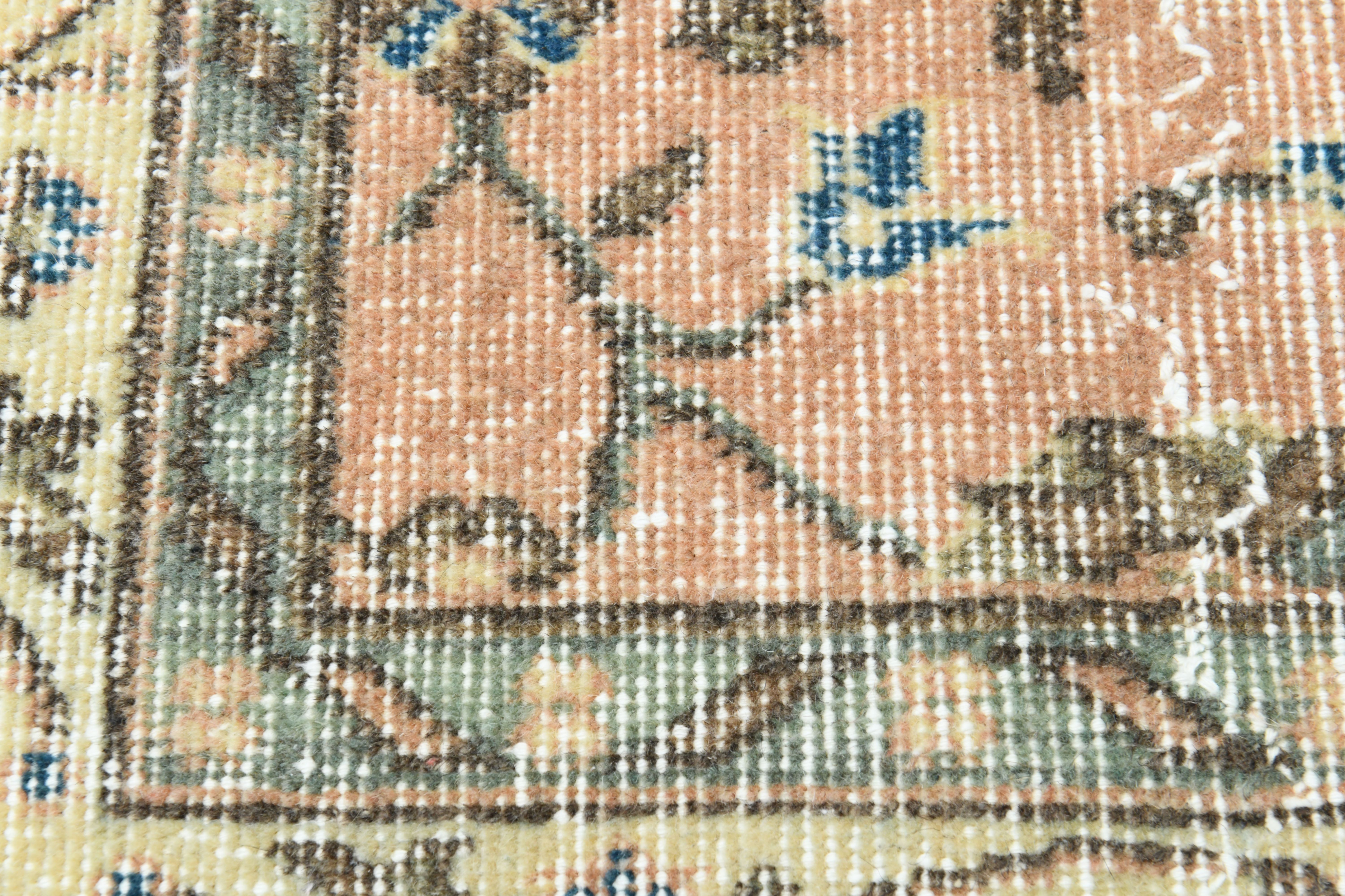 Handwoven vintage eastern carpet - 260x161cm