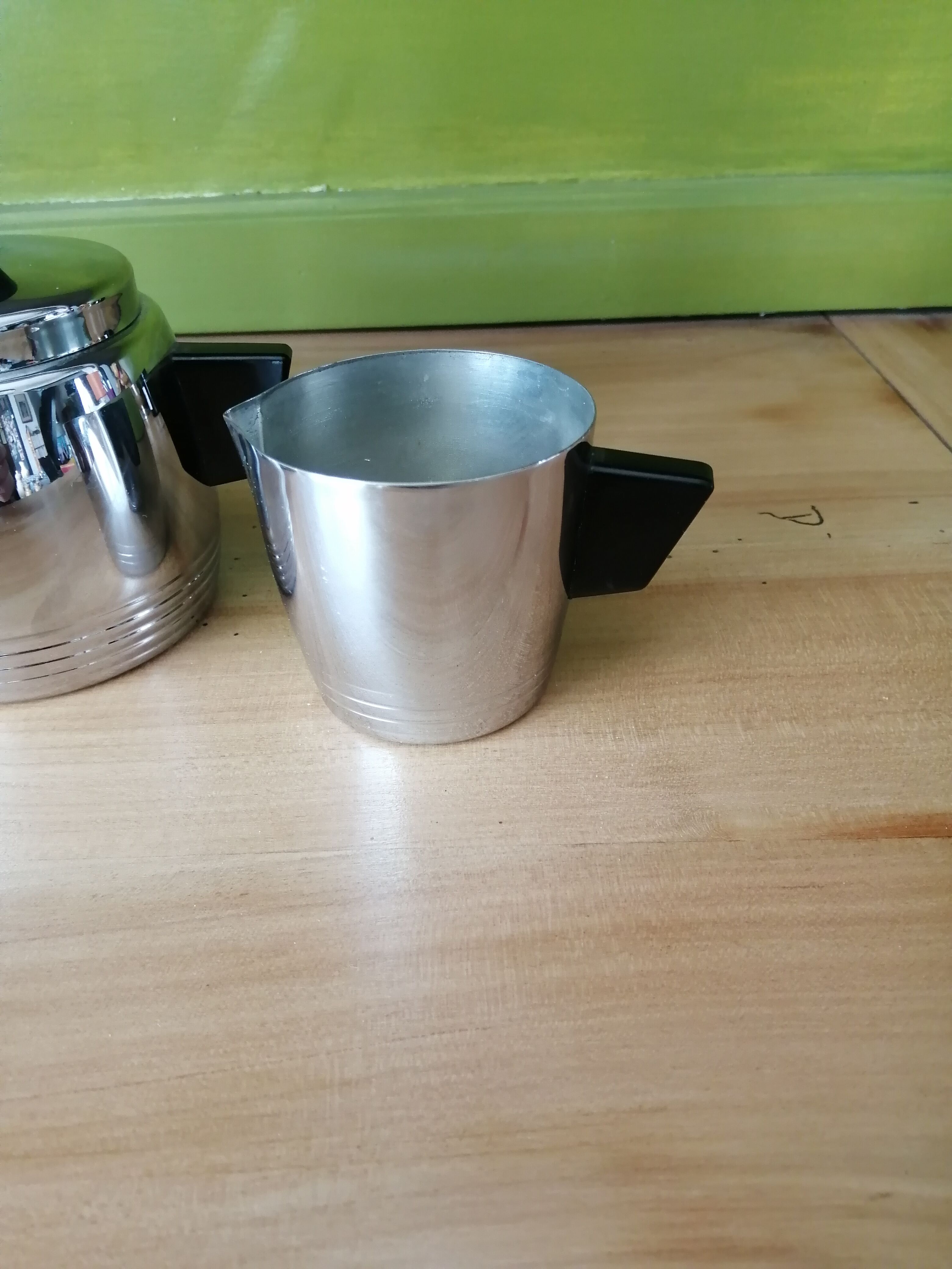 Sugar teapot and milk pot set