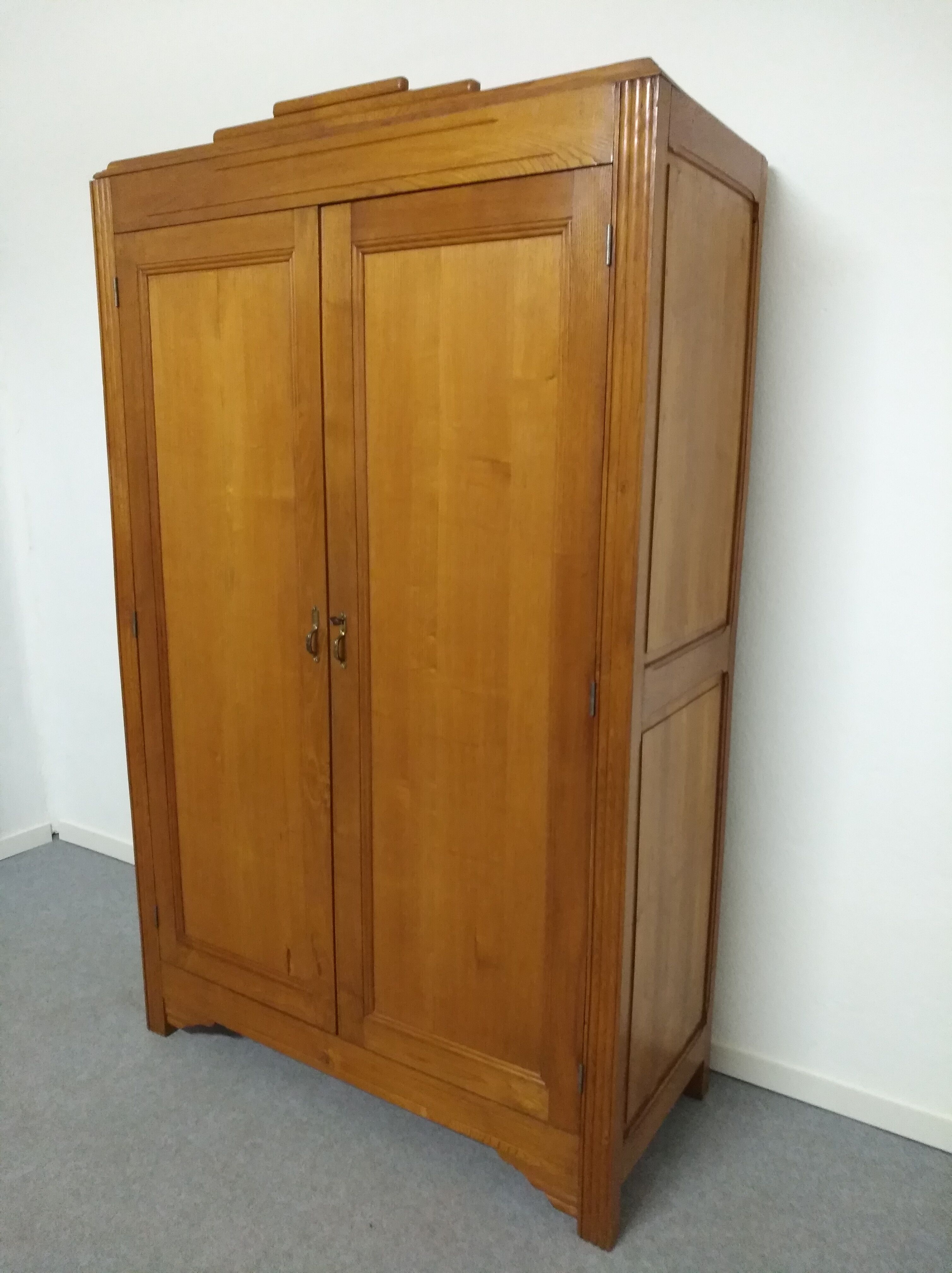 1940 art deco parisian wardrobe