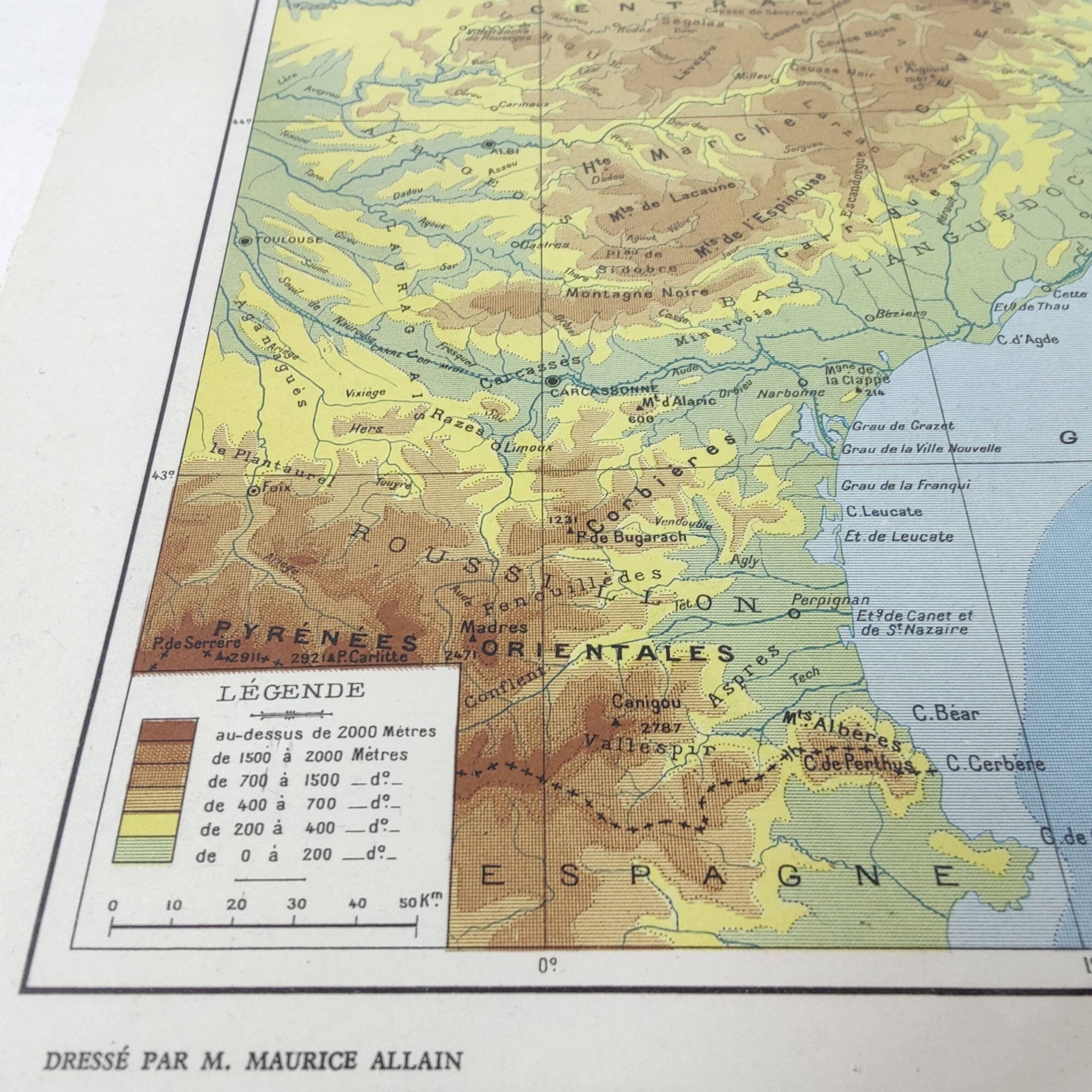 Vintage map of Corsica and southern Mediterranean France, 43x43cm from 1950.