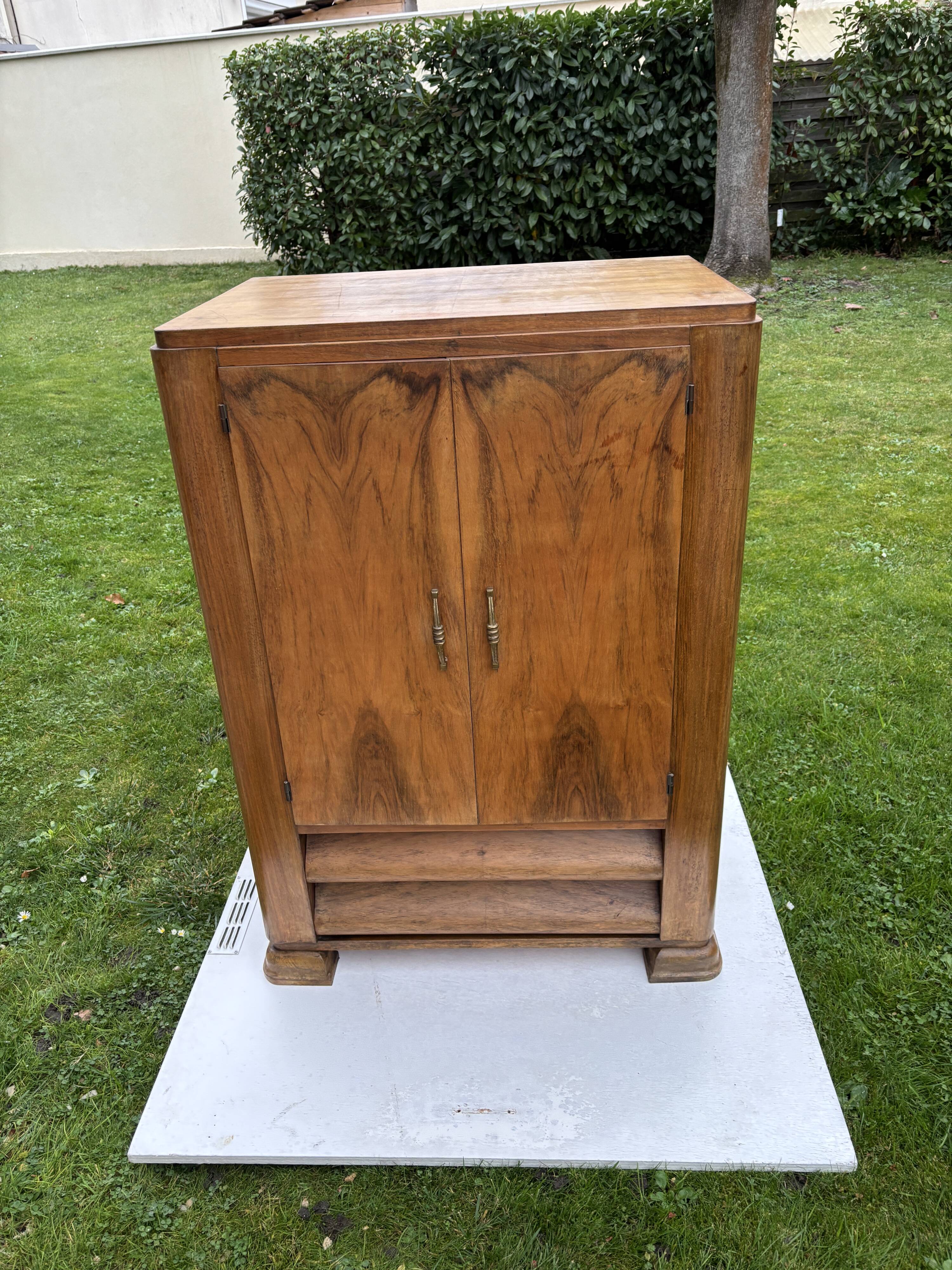 Meuble radio tourne disque vintage