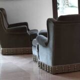 Living room set consisting of 1 three-seater sofa, 2 armchairs, and 2 footrests.