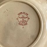 6 plates at the Caïffa planter