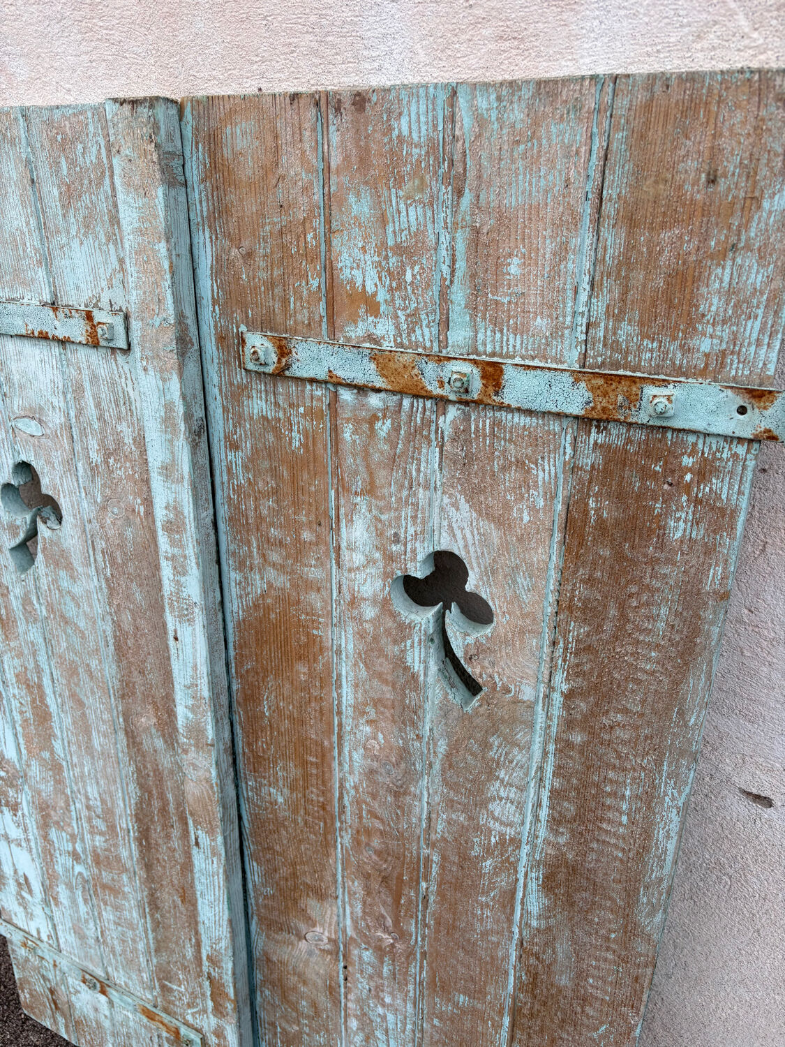 Green decorative shutters