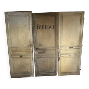 lot de trois portes anciennes