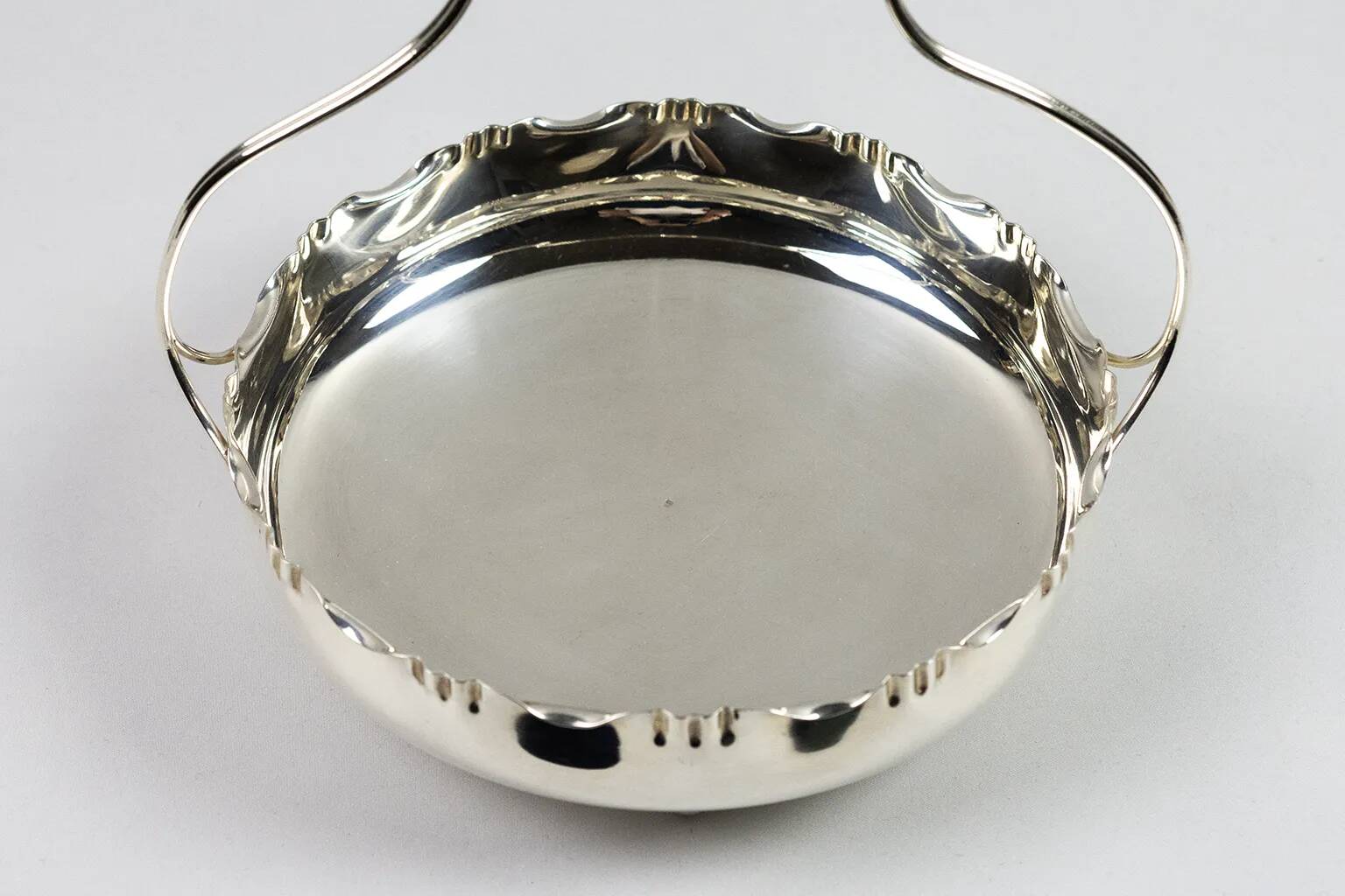 Hallmarked silver-plated metal centerpiece with handle