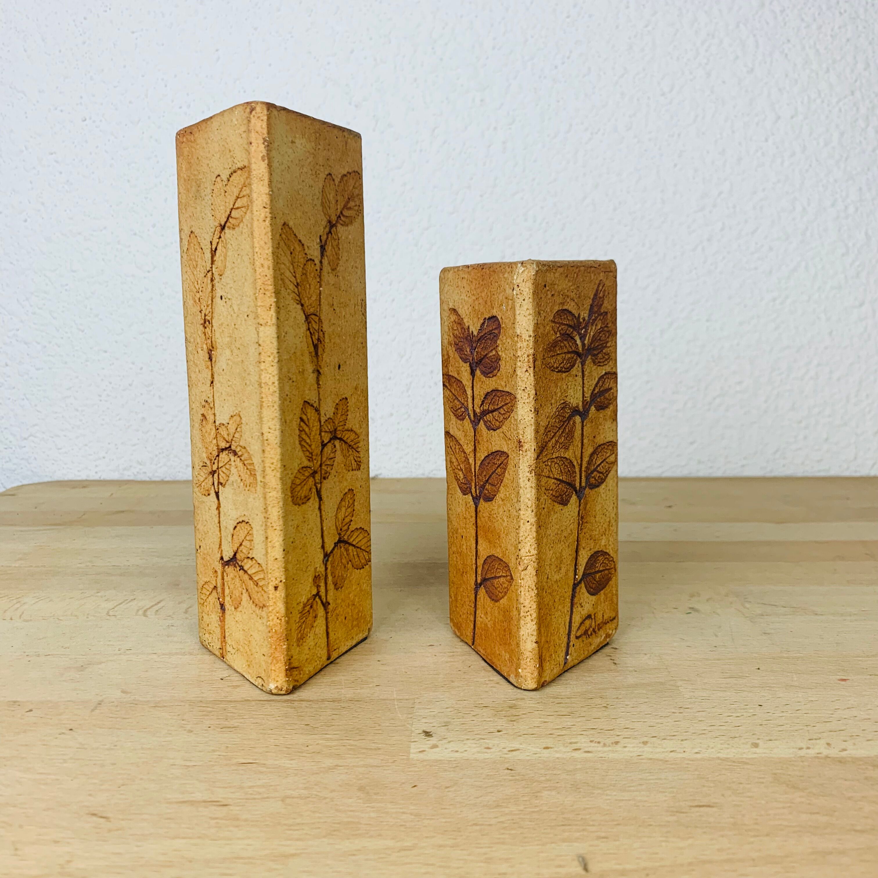 Pair of herbarium vases by Raymonde Leduc in Vallauris, triangle