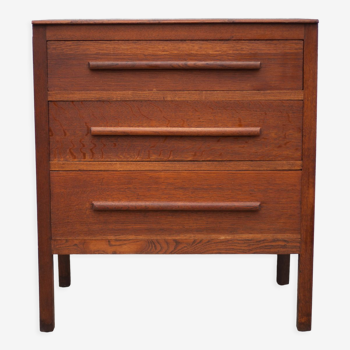 Wood chest of drawers