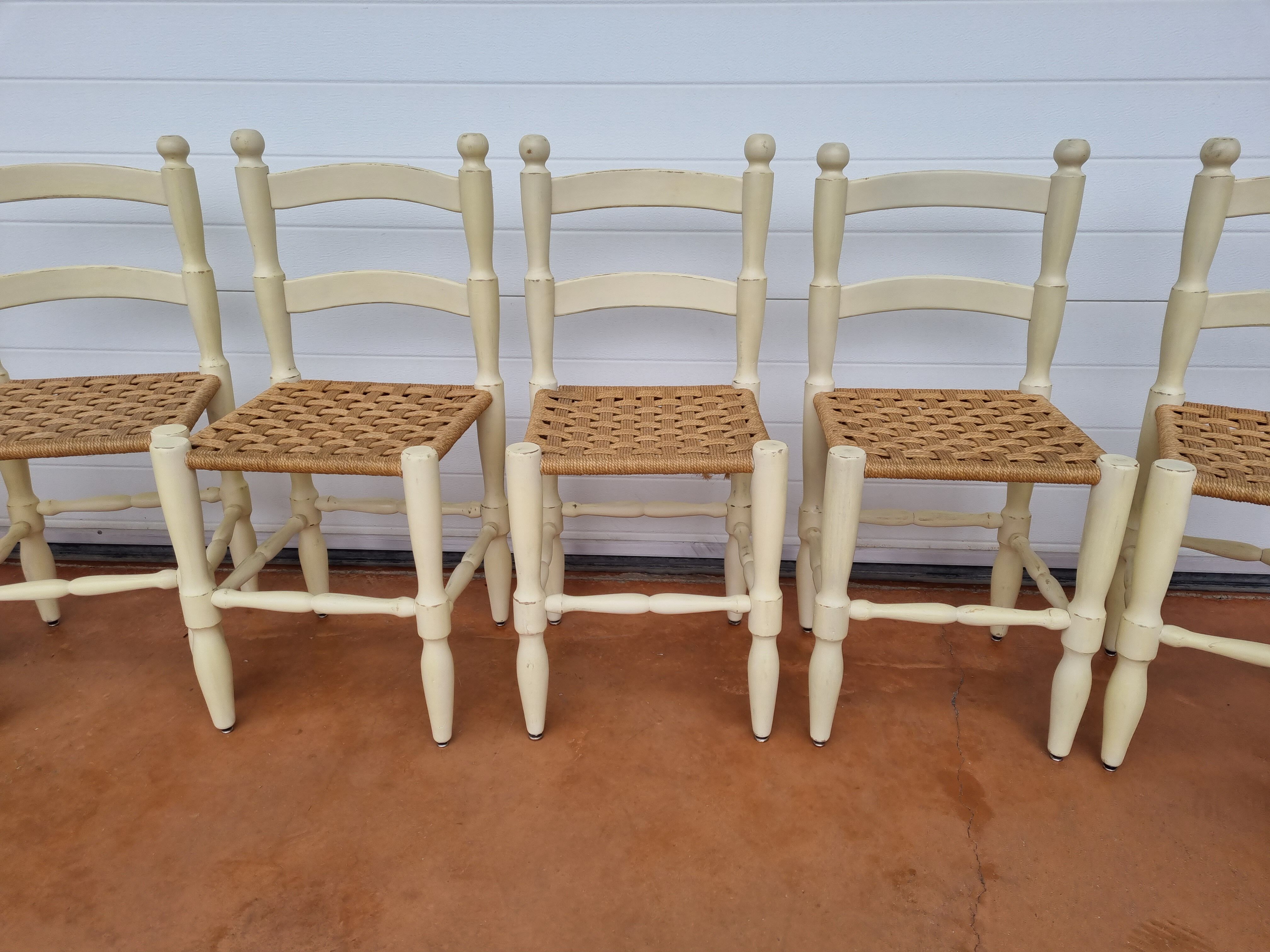 Vintage 50s vintage repatinées antique chairs