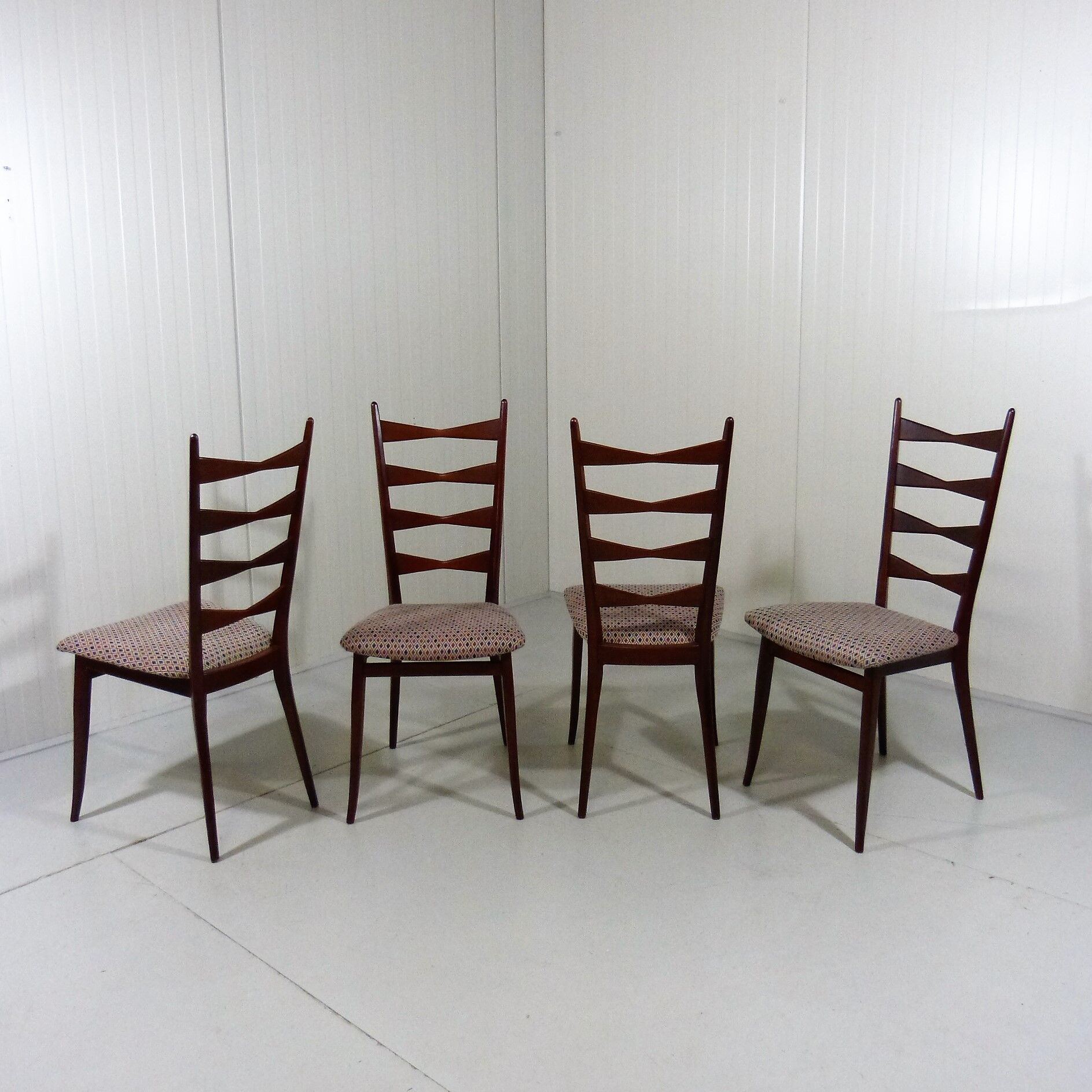 Set of 4 dining chairs, Italy