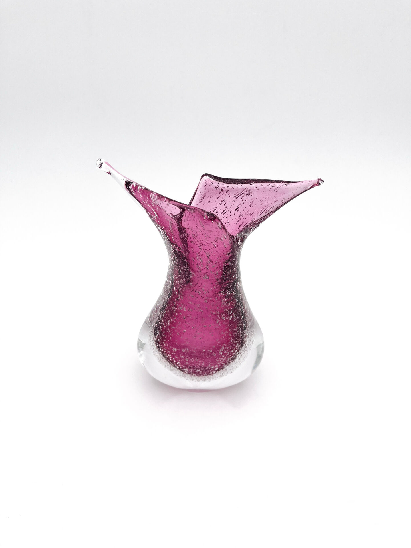 Vase signé Formia - Murano - Sommerso & Bullicante violet - 1970