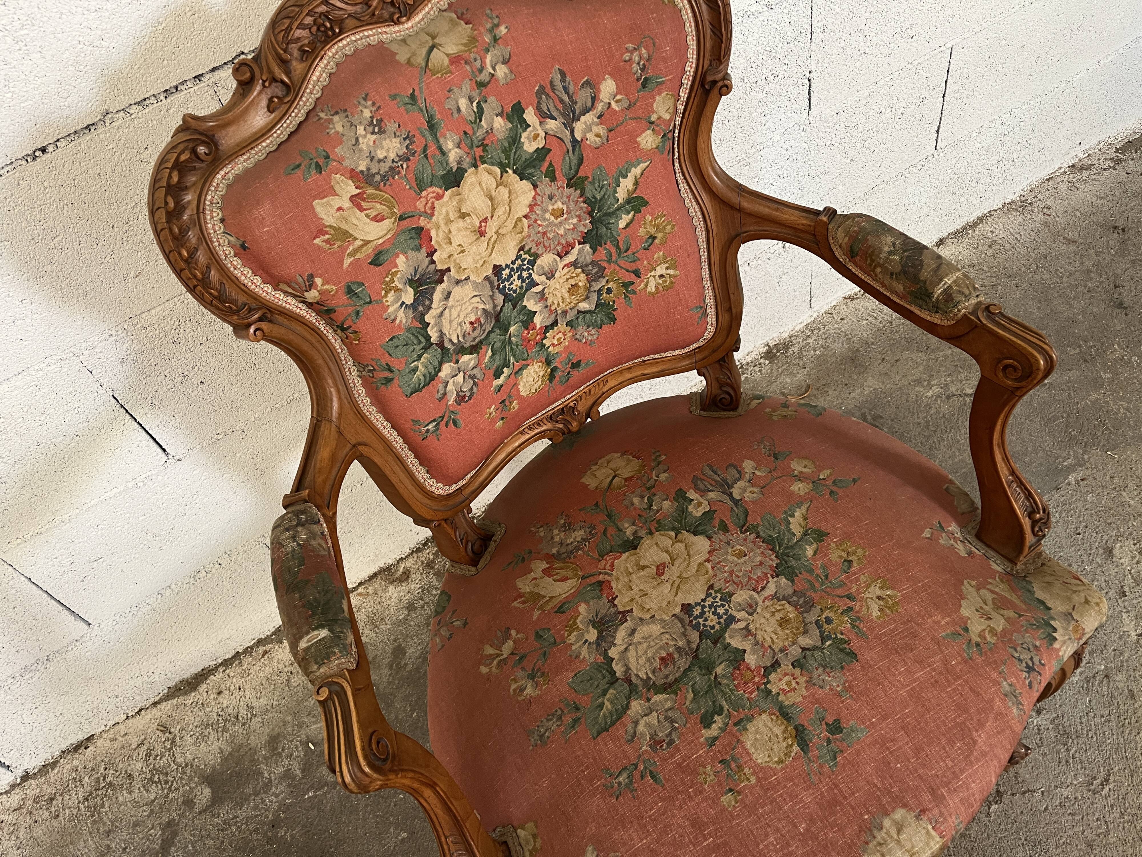 Pair of convertible armchairs