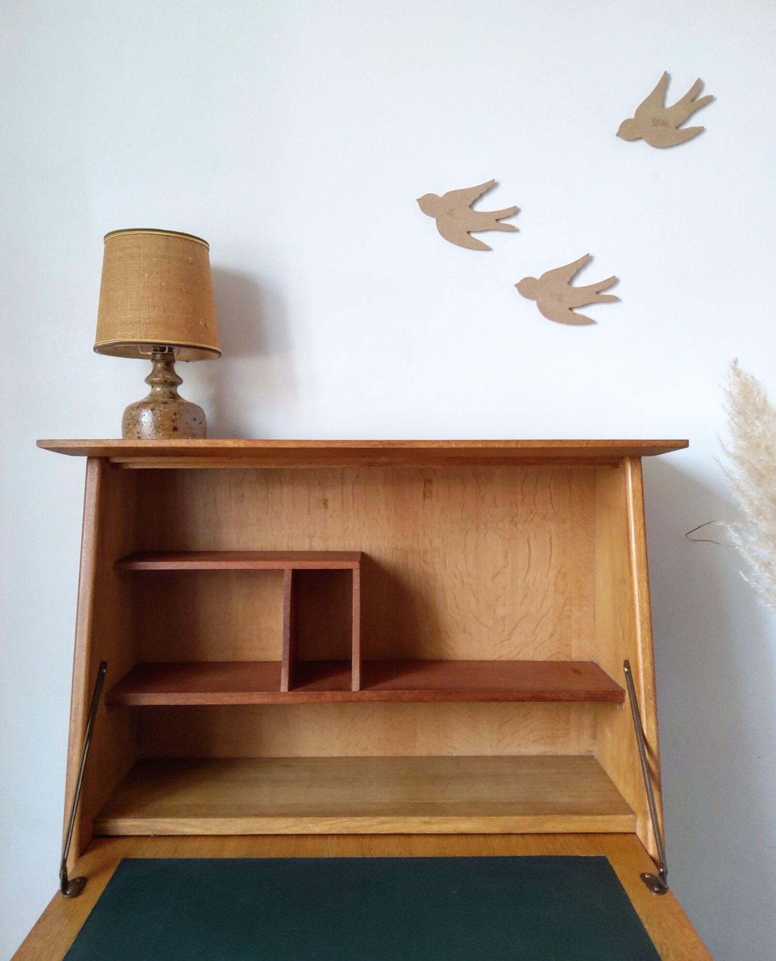 Junior Secretary to Roger Landault