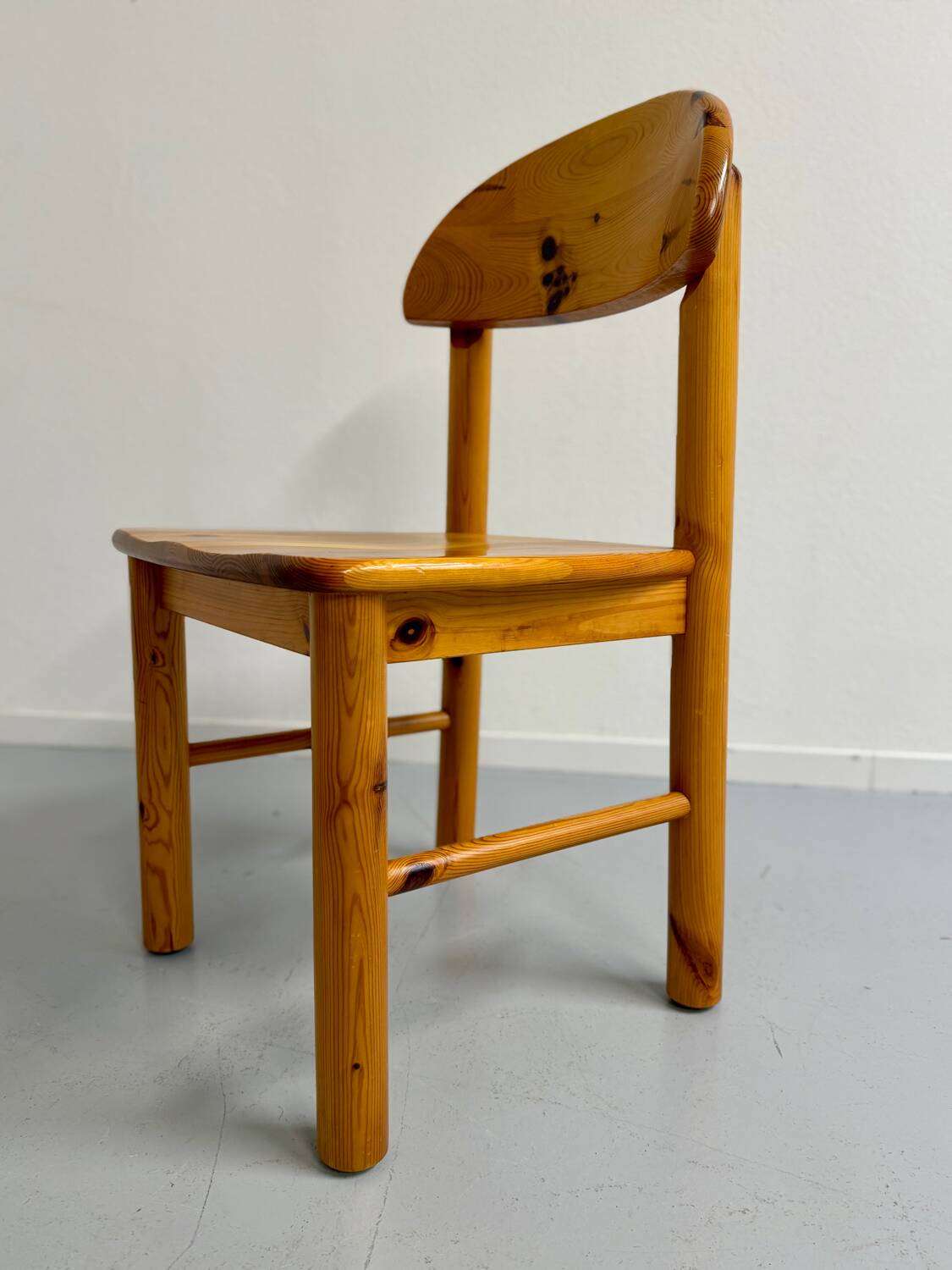 Set of 6 solid pine chairs, Scandinavian design, Reiner Daumiller