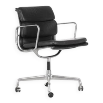 Fauteuil Soft Pad " EA 207 " Charles Ray Eames, États-Unis, 1969.