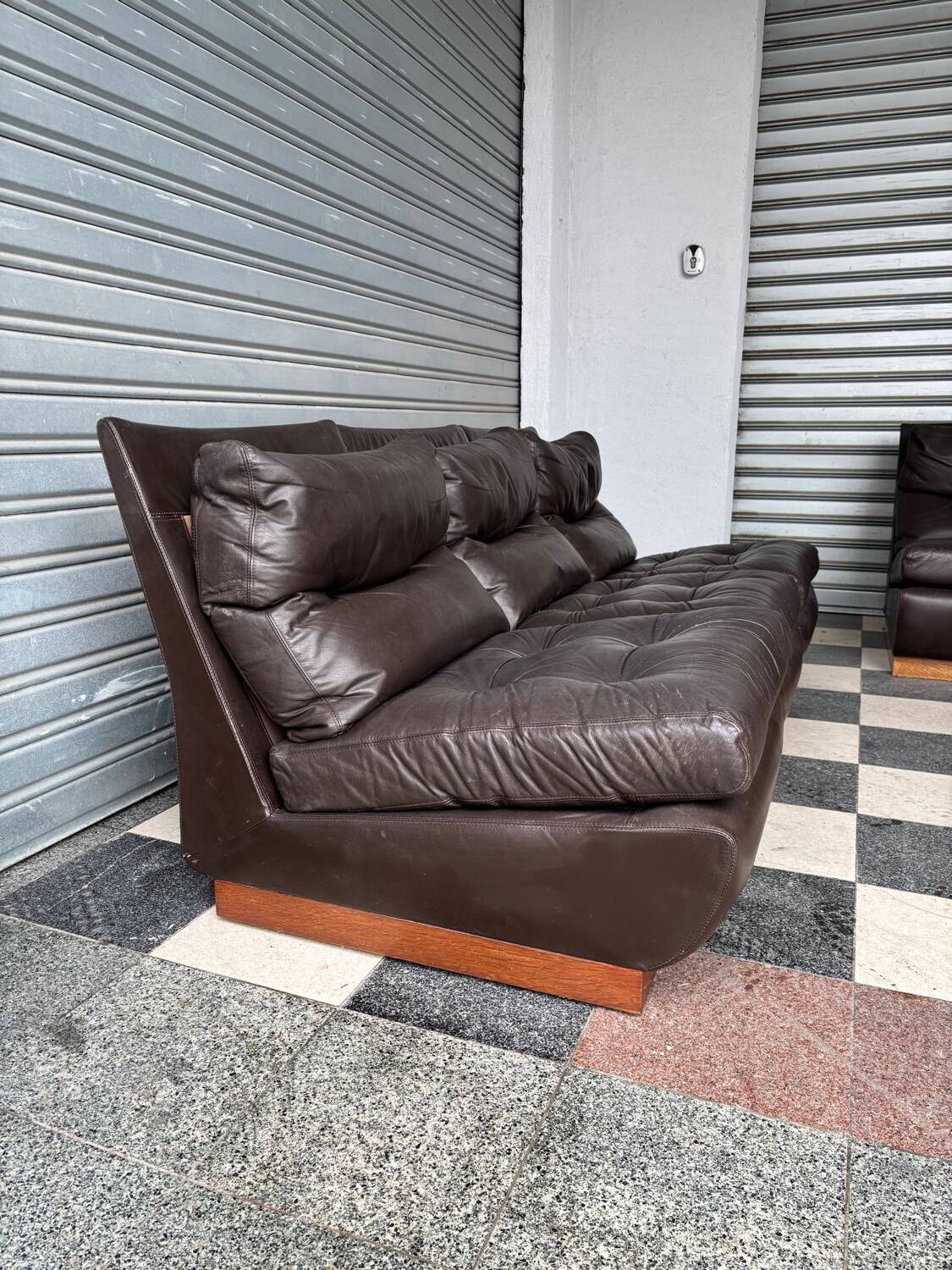Chauffeuse cuir Roche Bobois