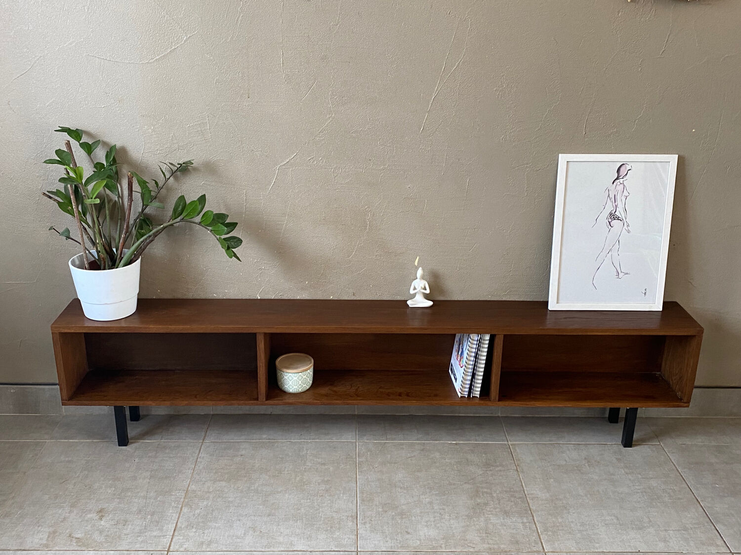 Enfilade of the 50s vintage solid wood (shallow)