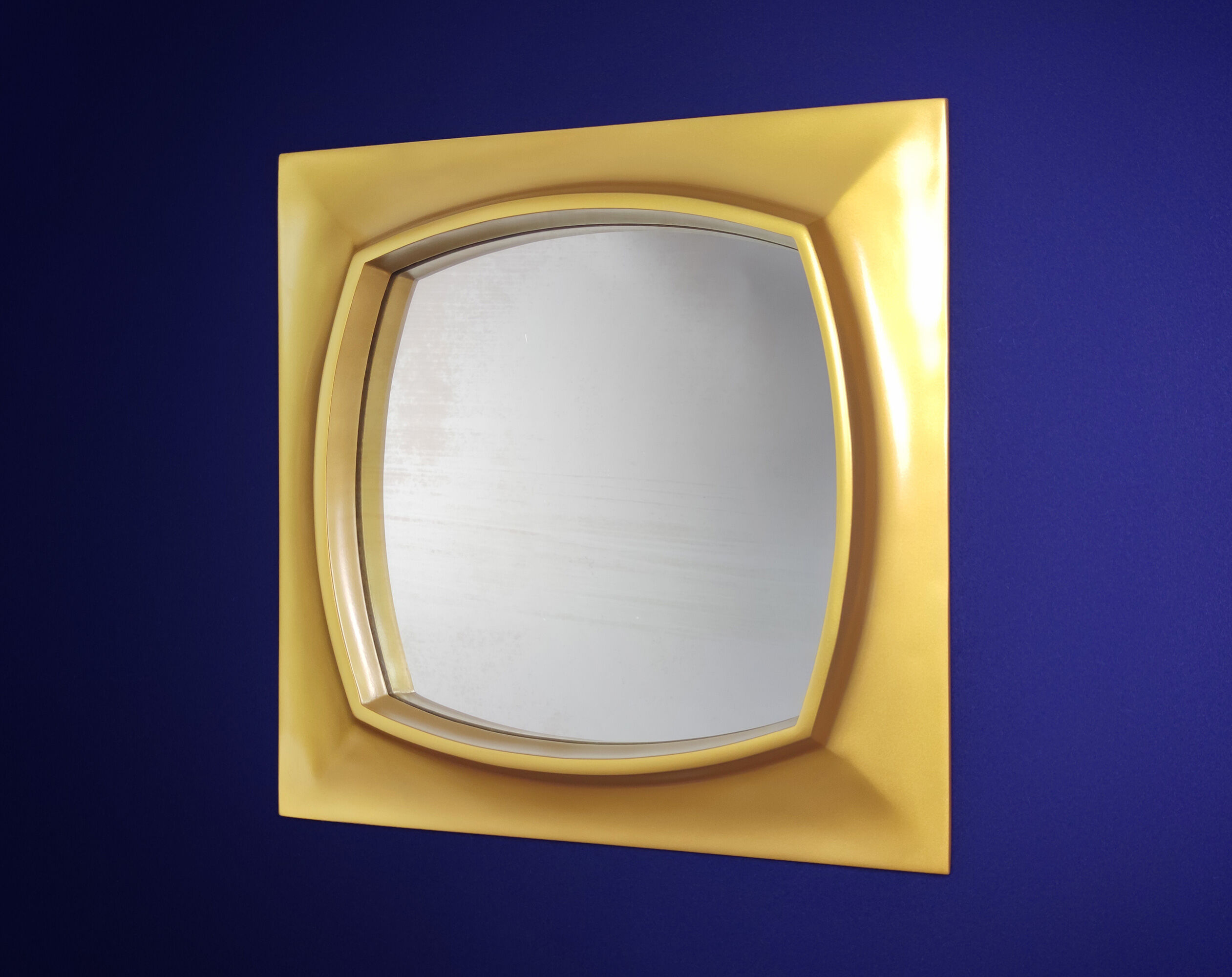 Large Vintage 1950s French Hand Carved Hardwood Gold Gilt Wall Mirror