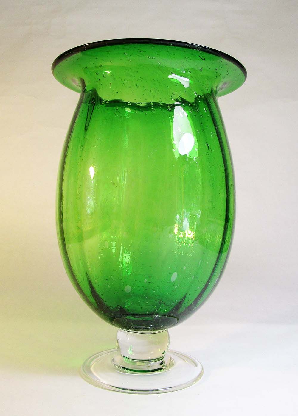 Glass standing vase
