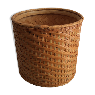 Wicker basket