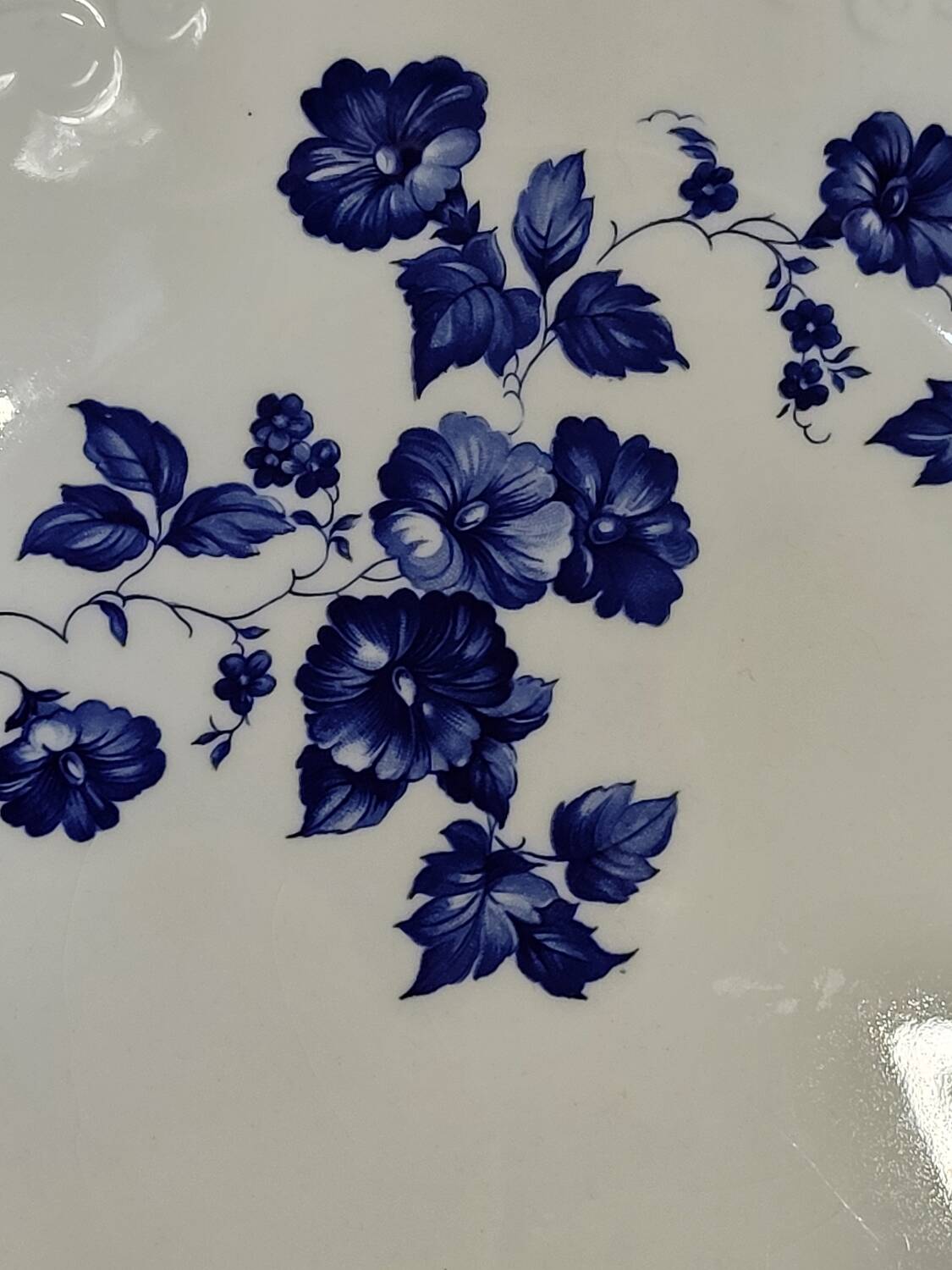 Gien plates