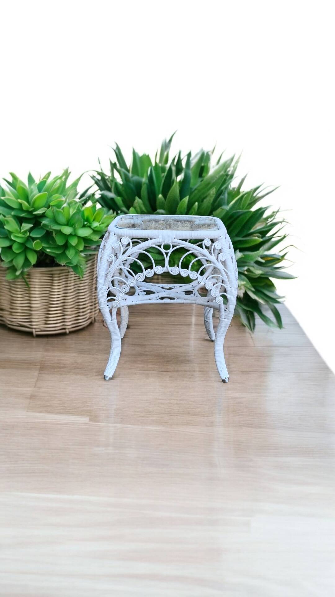 Peacock white rattan side table 1970