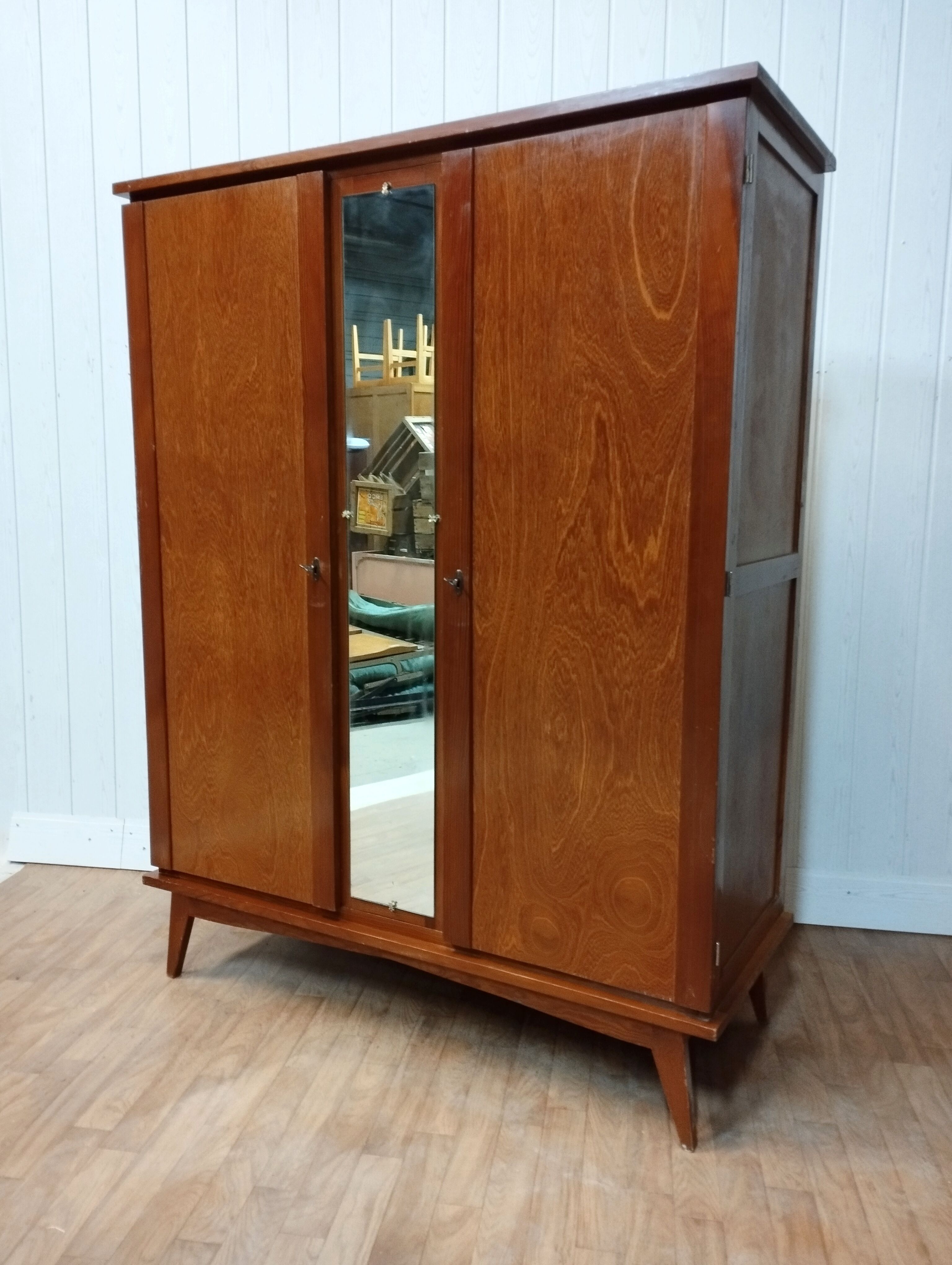 Vintage wardrobe feet compass