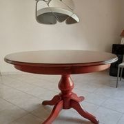 Round table