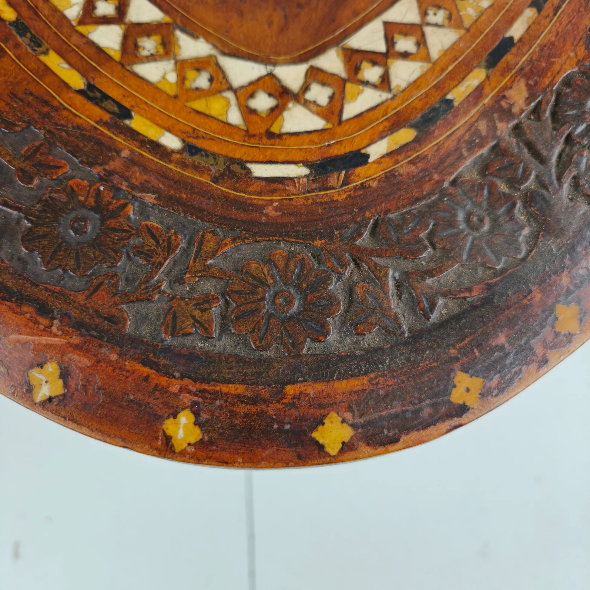 20th century Anglo-Indian inlaid bone coffee table