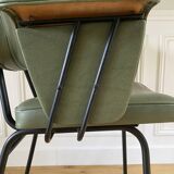 Chaise vintage à accoudoirs skaï vert
