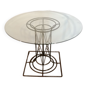 Table  à manger en fer forgé avec son plateau en verre rond biseauté, vintage 1980