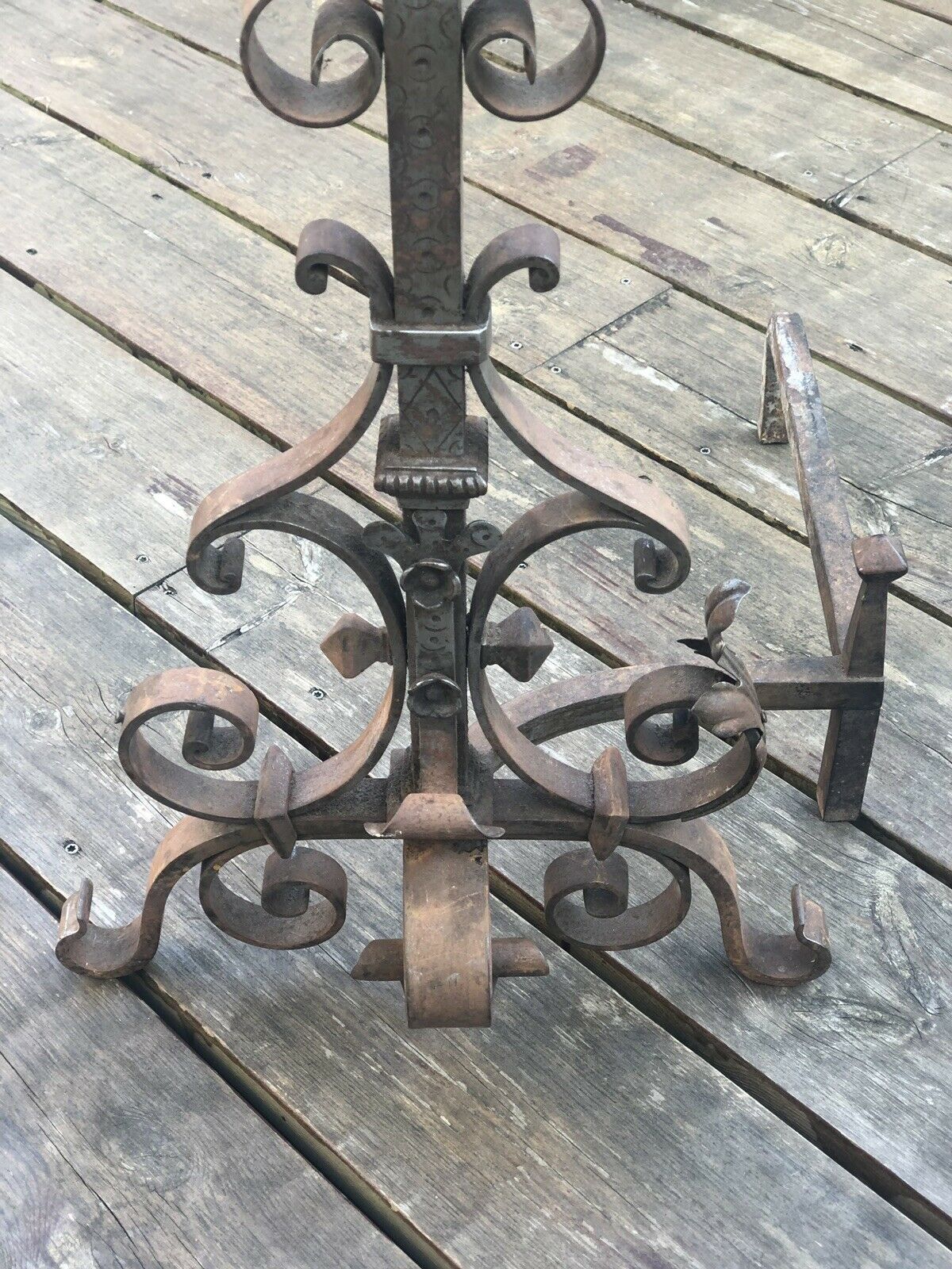 Pair of neo-gothic chenets, art ironwork, with shovel and pliers