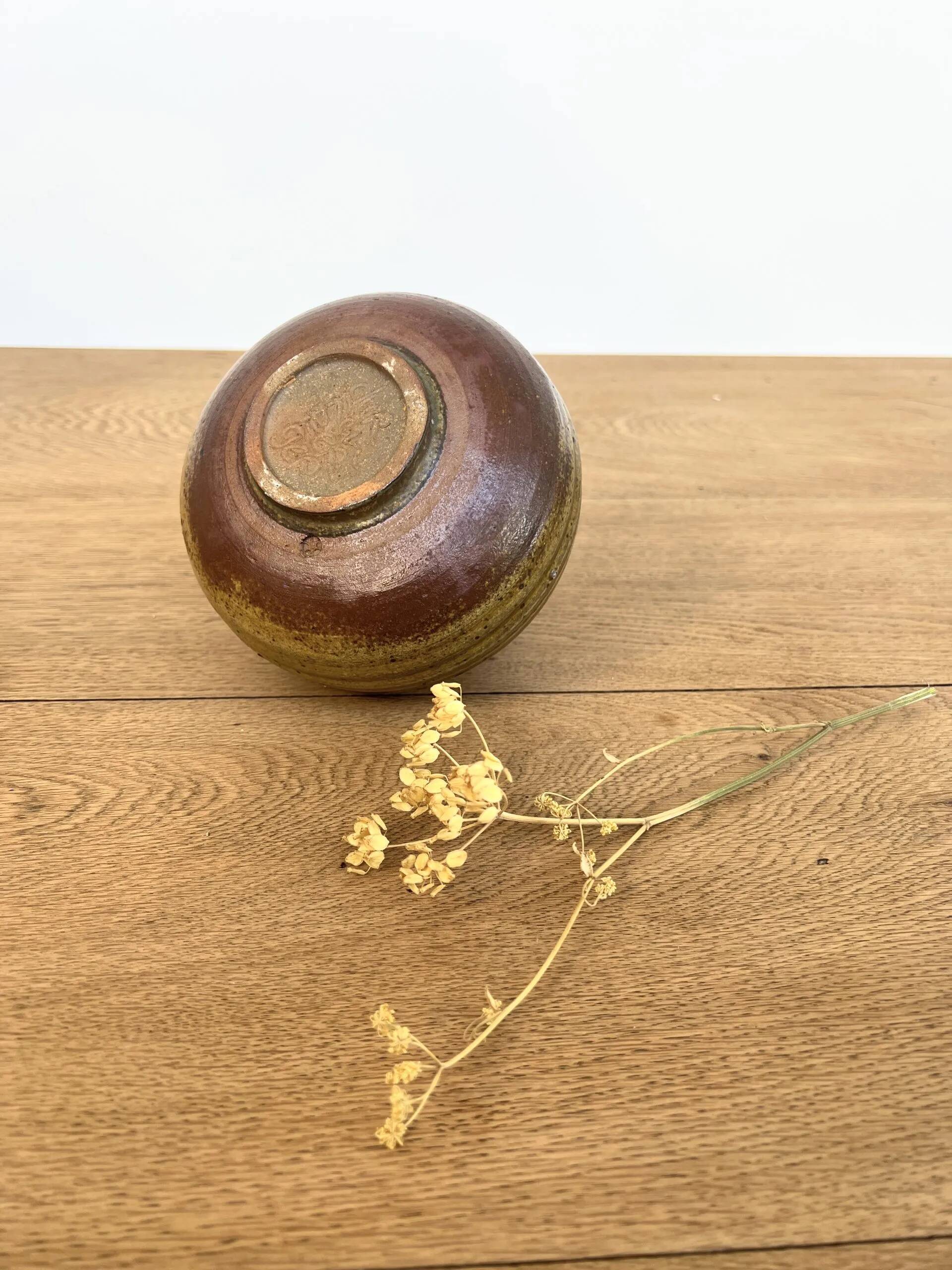 Vase boule en grès signé Durrenberger