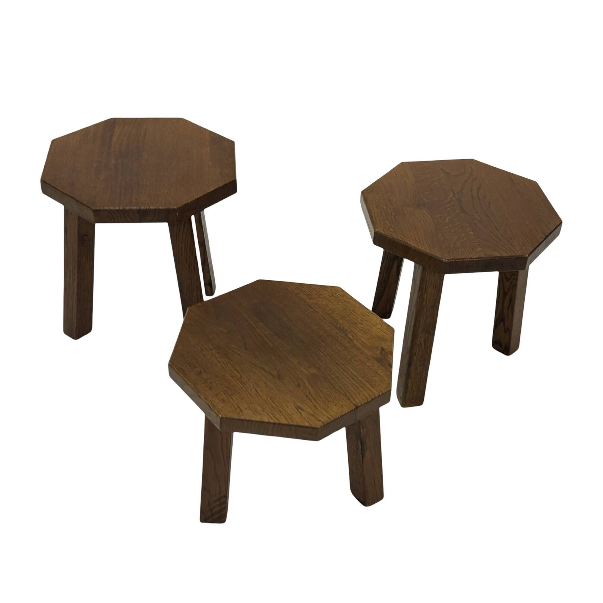 Tables d'appoint hexagonales brutalistes en chêne, années 1950, lot de 3