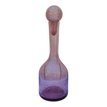 Bouteille en verre soufflé bullé, style verrerie Biot, vintage