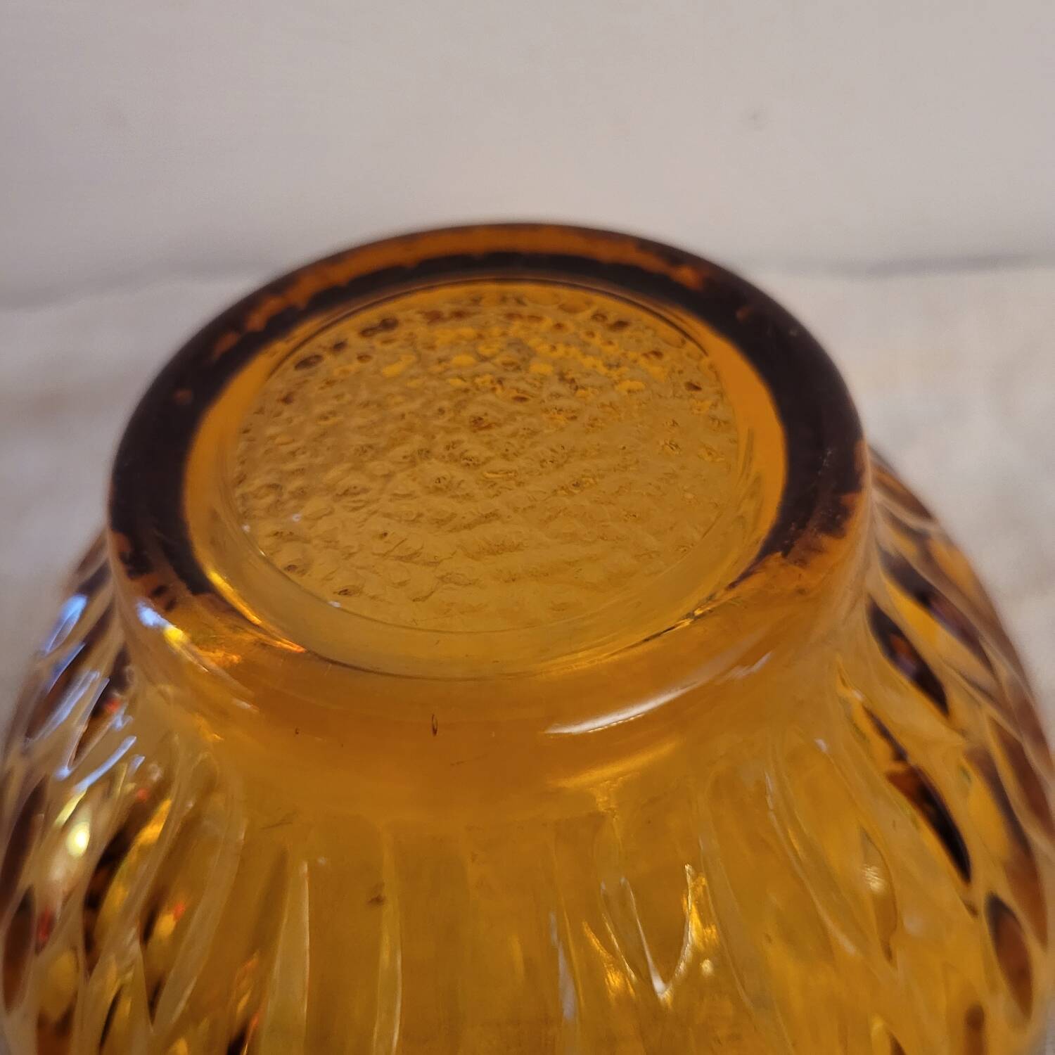 Amber pressed glass bowl with ribbed decoration – 1960s–1970s