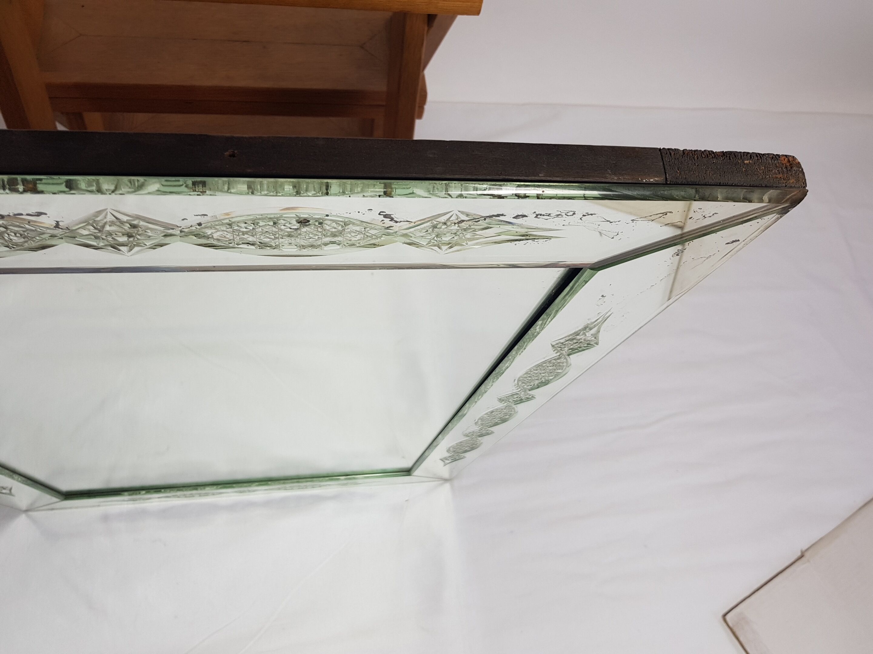 Venetian mirror in cut glass 81x68 cm 1950s