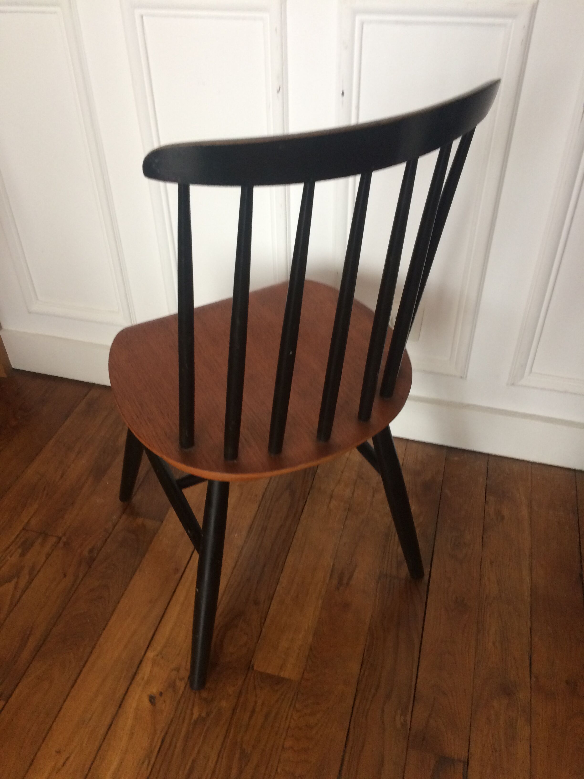 Fanet chair by Ilmari Tapiovaara