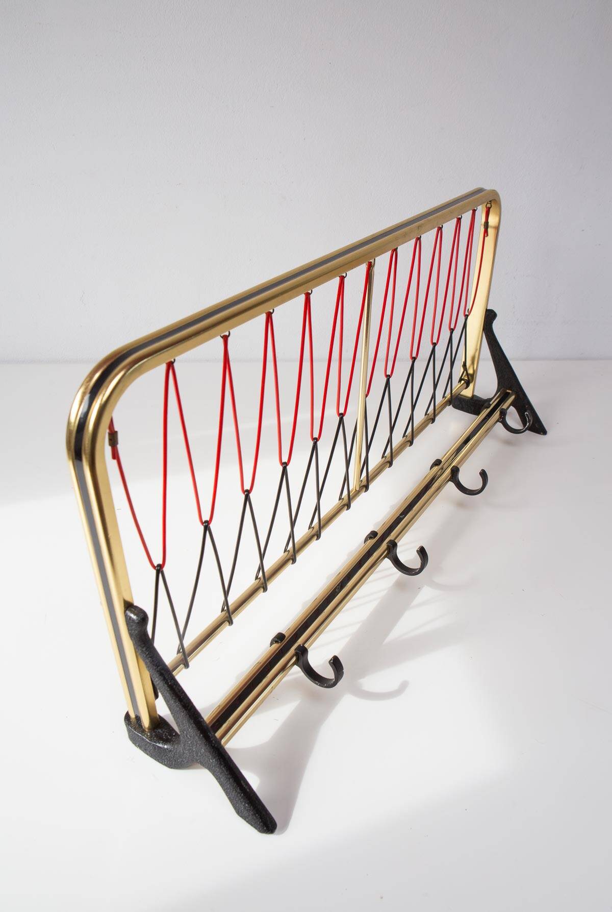 1950s Gold Aluminum Wall Coat Rack with Shelf (59.5 cm)