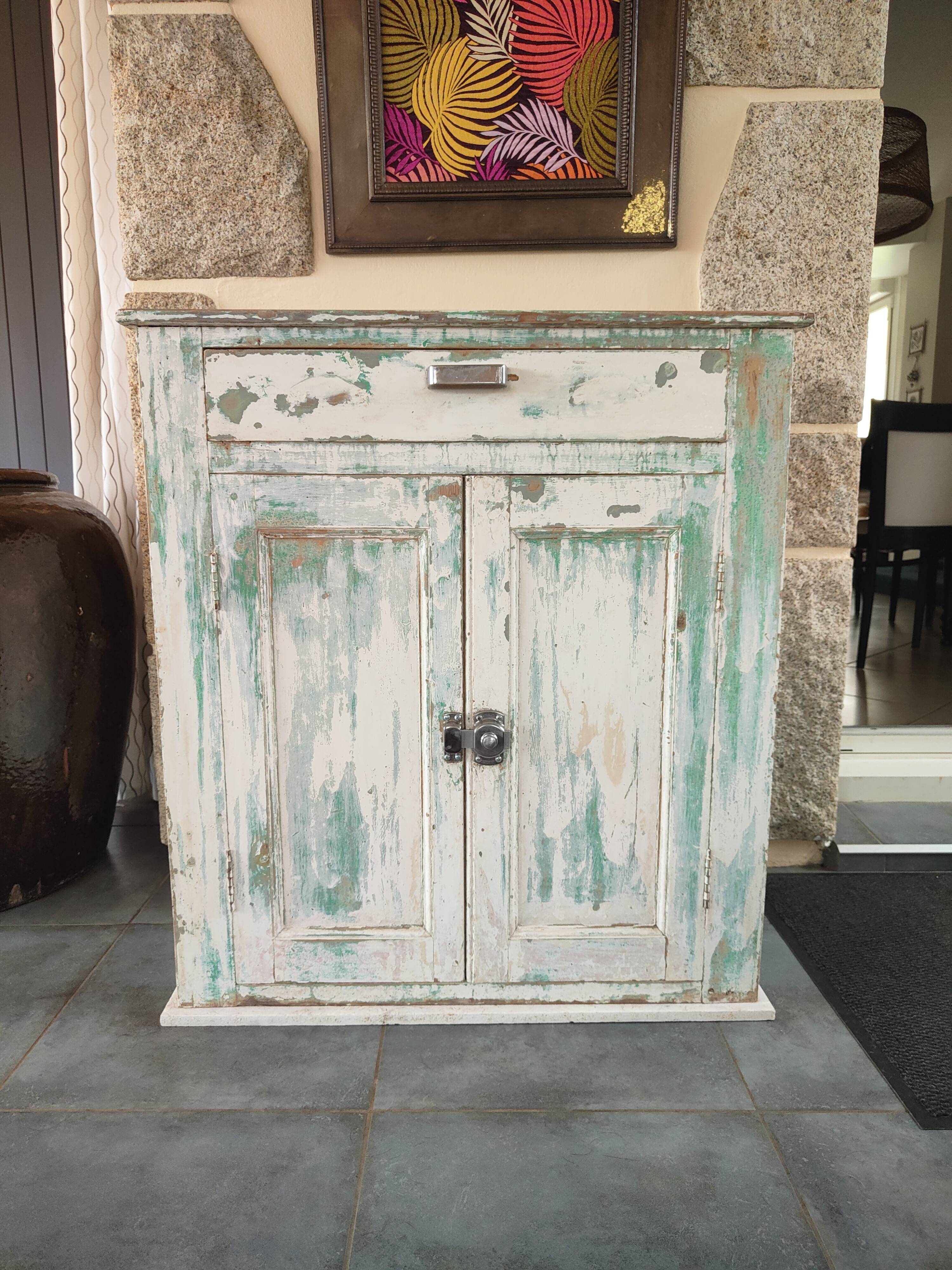 Buffet parisien vintage