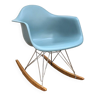 Chaise à bascule - Rocking chair par Eames.