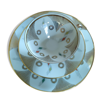 Set of a tea/coffee cup with bavarian porcelain undercup and dessert plate
